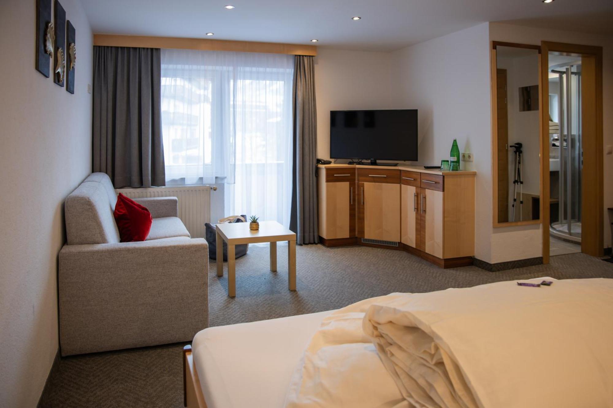 Hotel & Garni Das Koehle Inklusive Super Sommer Card 2025 세르파우스 외부 사진